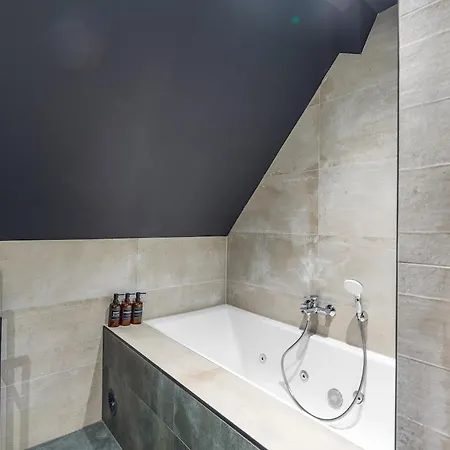 Lejlighed Duplex A Proche Aeroport